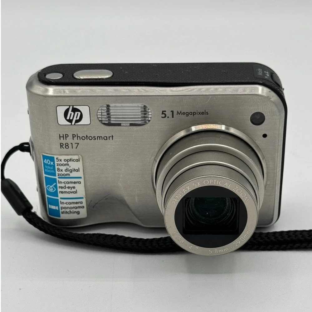 HP Photosmart R817 Digital Camera 5.1MP Pentax 5x Optical Zoom Silver Digicam